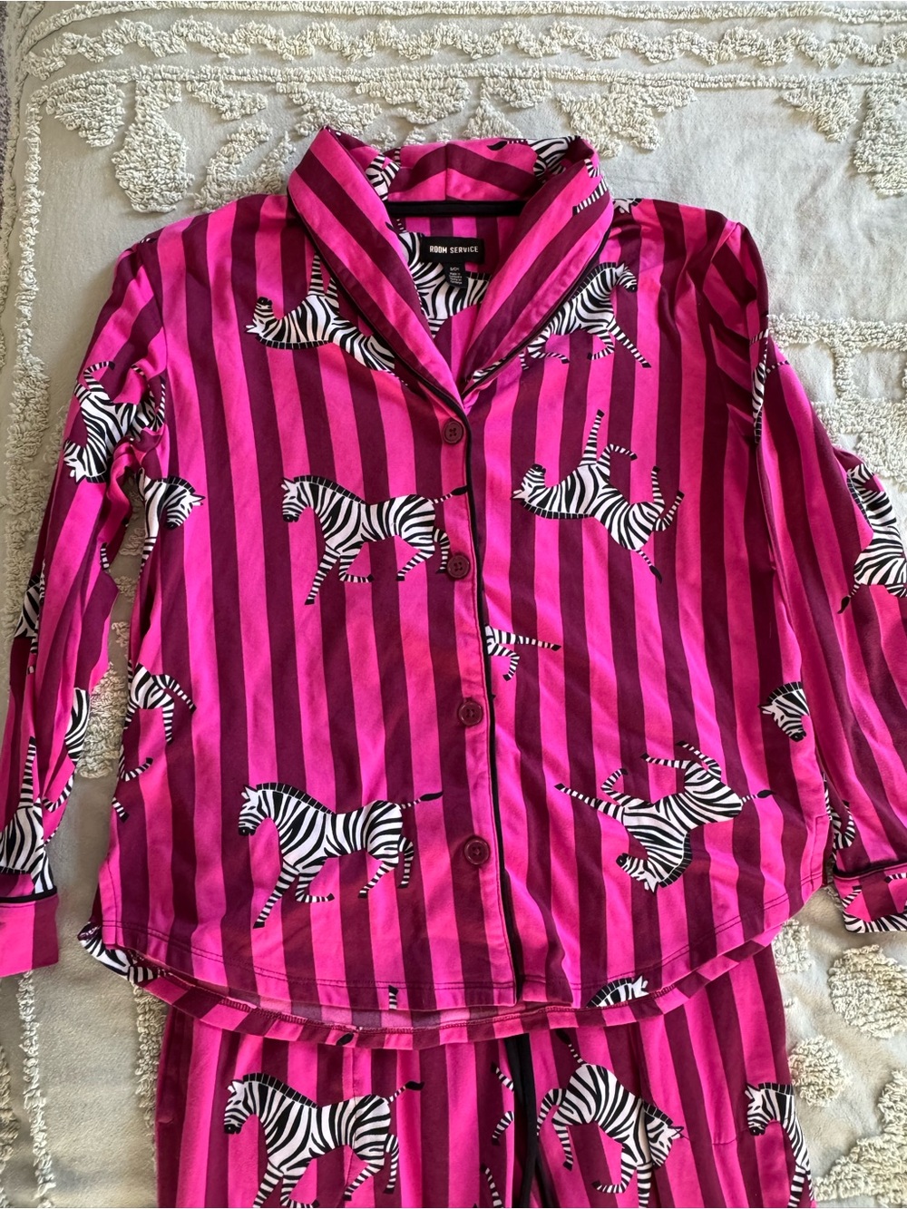 Room Service Women’s Small Pink Zebra Stripe Pajama Set Button Down Lounge - Picture 7 of 14